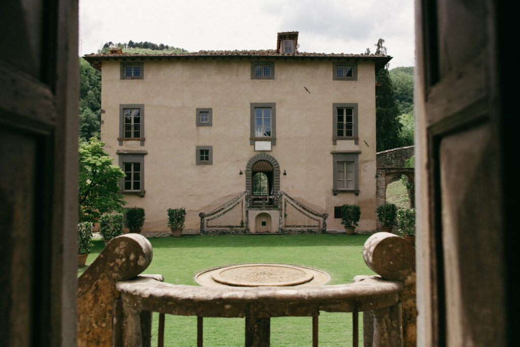 Villa Catureglio intimate wedding